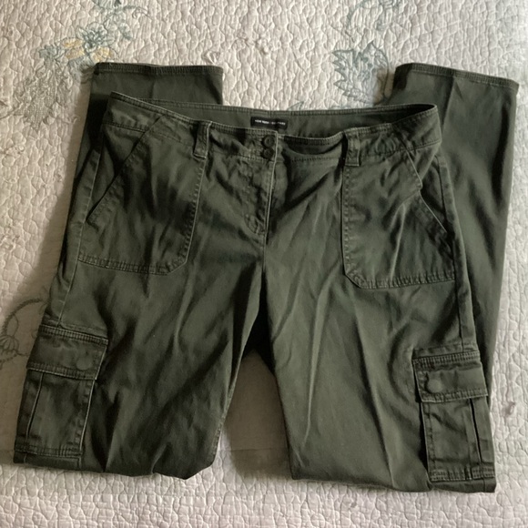 New York & Company Pants - NY & Co Women’s Green Cargo Pants